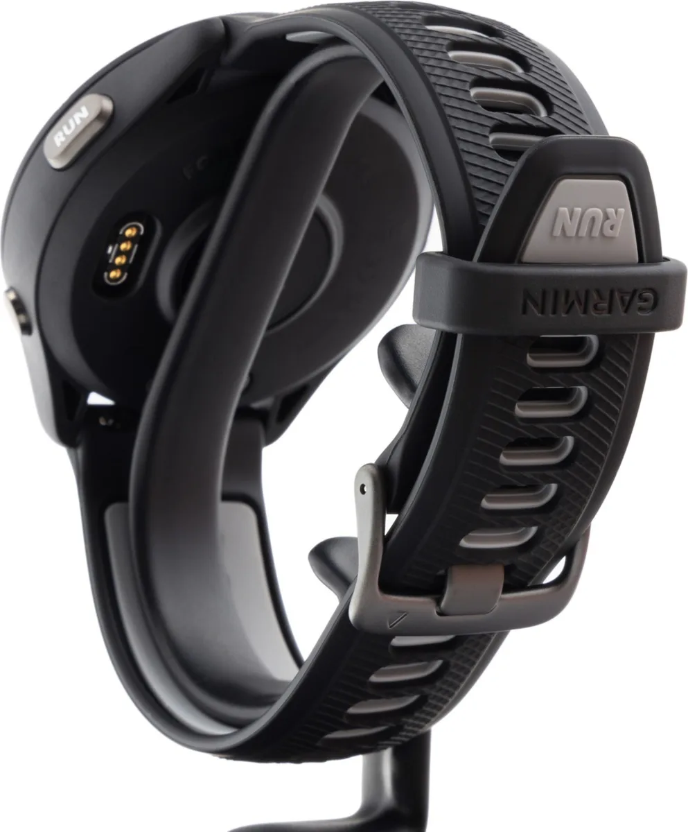 Смарт-часы Garmin Forerunner 265 черный-серый (02810-10)