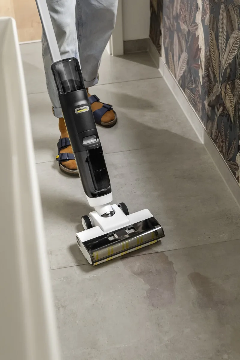 Моющий пылесос Karcher FCV 3 *EU