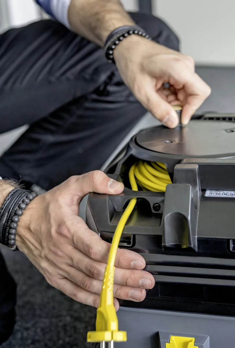 Пылесос Karcher T 10/1 серый