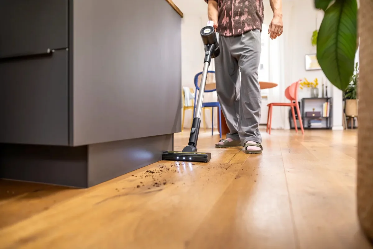 Аккумуляторный пылесос Karcher VCS 3 Nano Complete