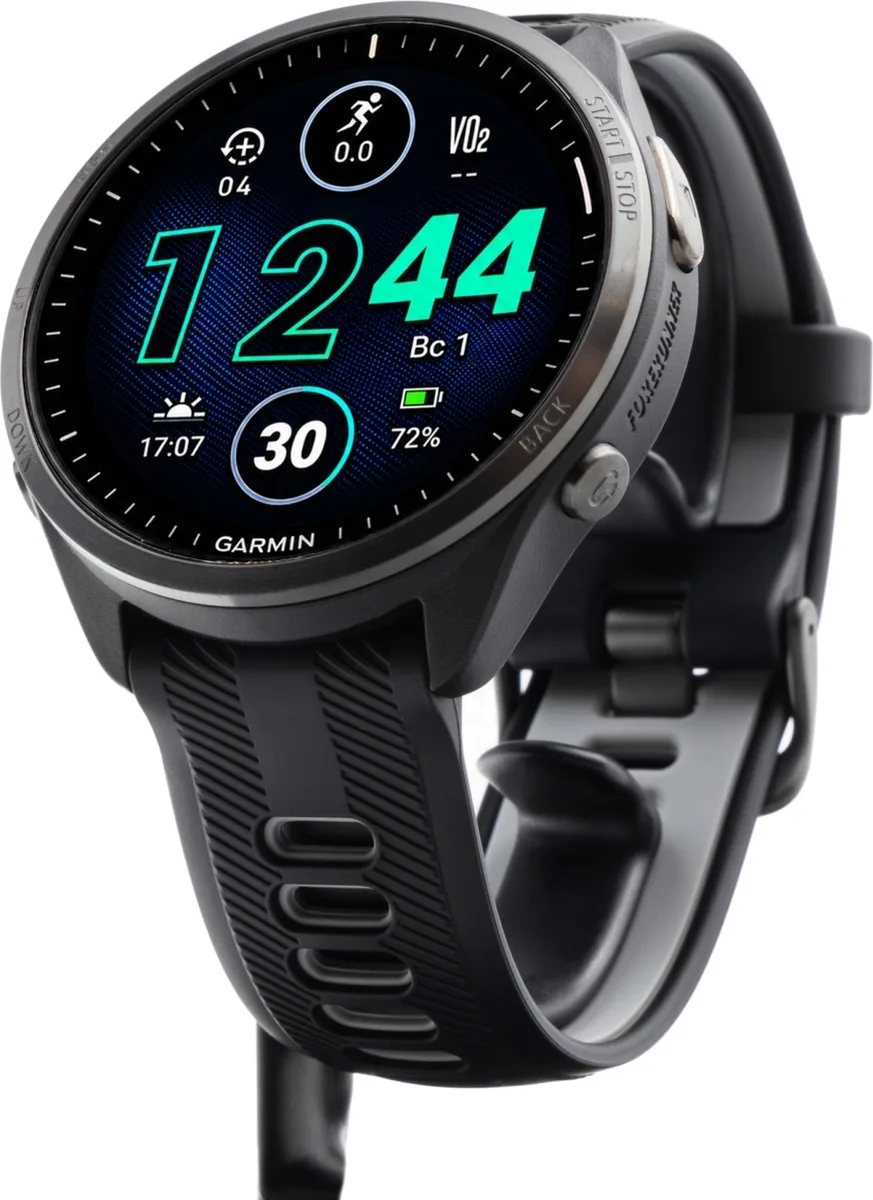 Смарт-часы Garmin Forerunner 965 черный (02809-10)