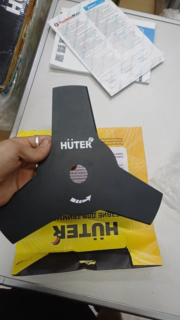 Бензиновый триммер Huter GGT-553TA Grey, Уценка — фото дефекта 3