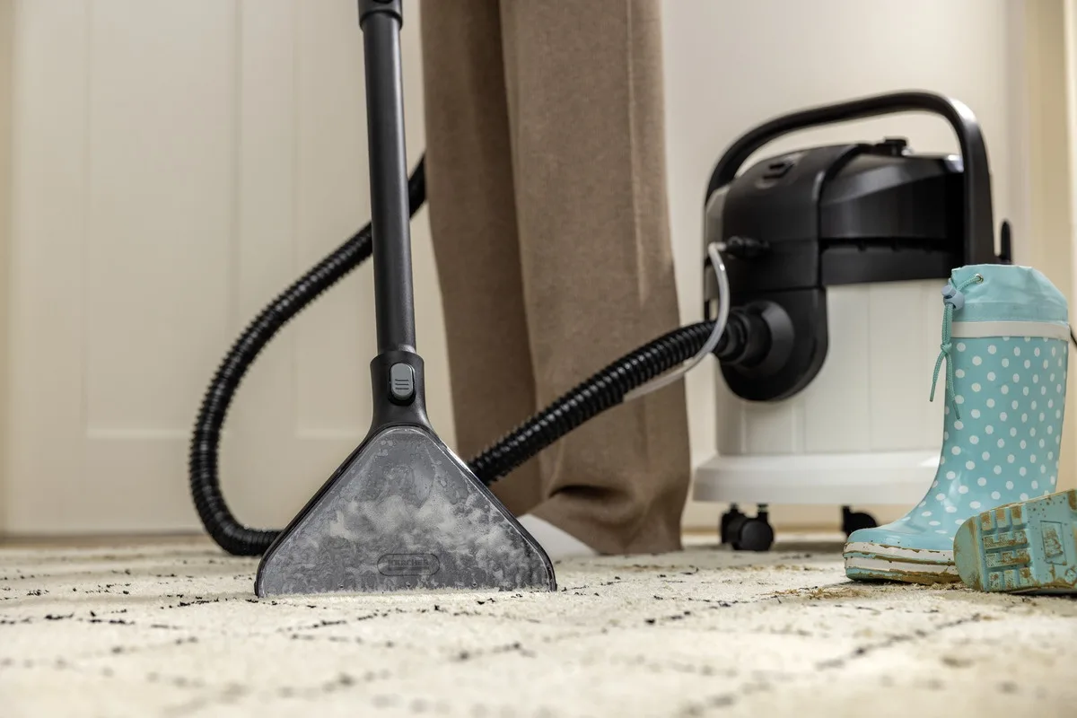 Пылесос Karcher SE 4 Plus