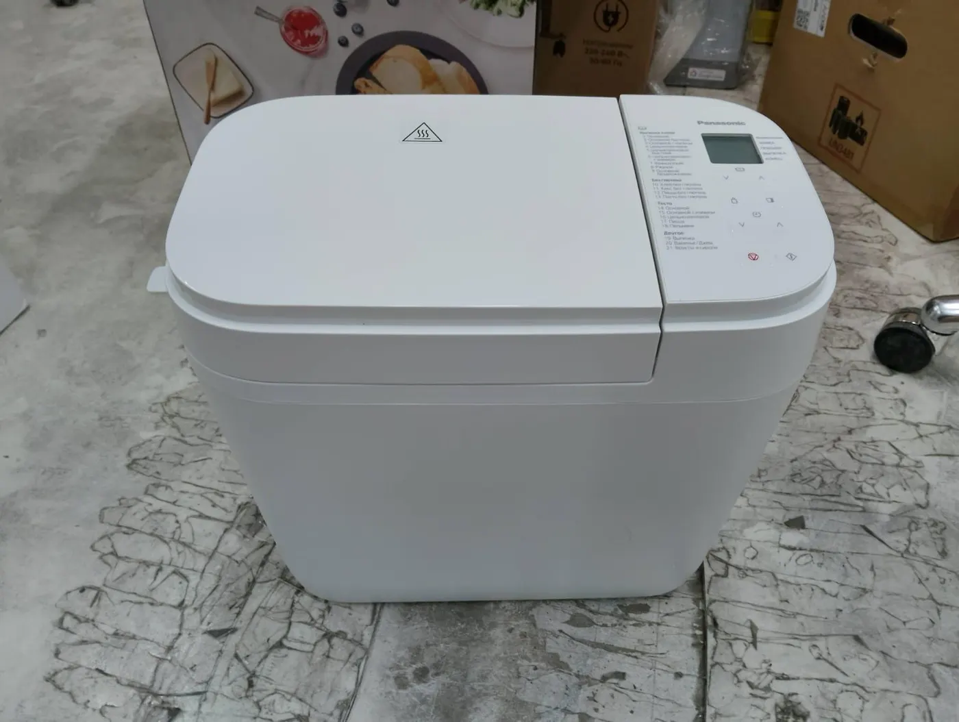 Хлебопечь Panasonic SD-B2510WTS белая, Уценка — фото дефекта 2