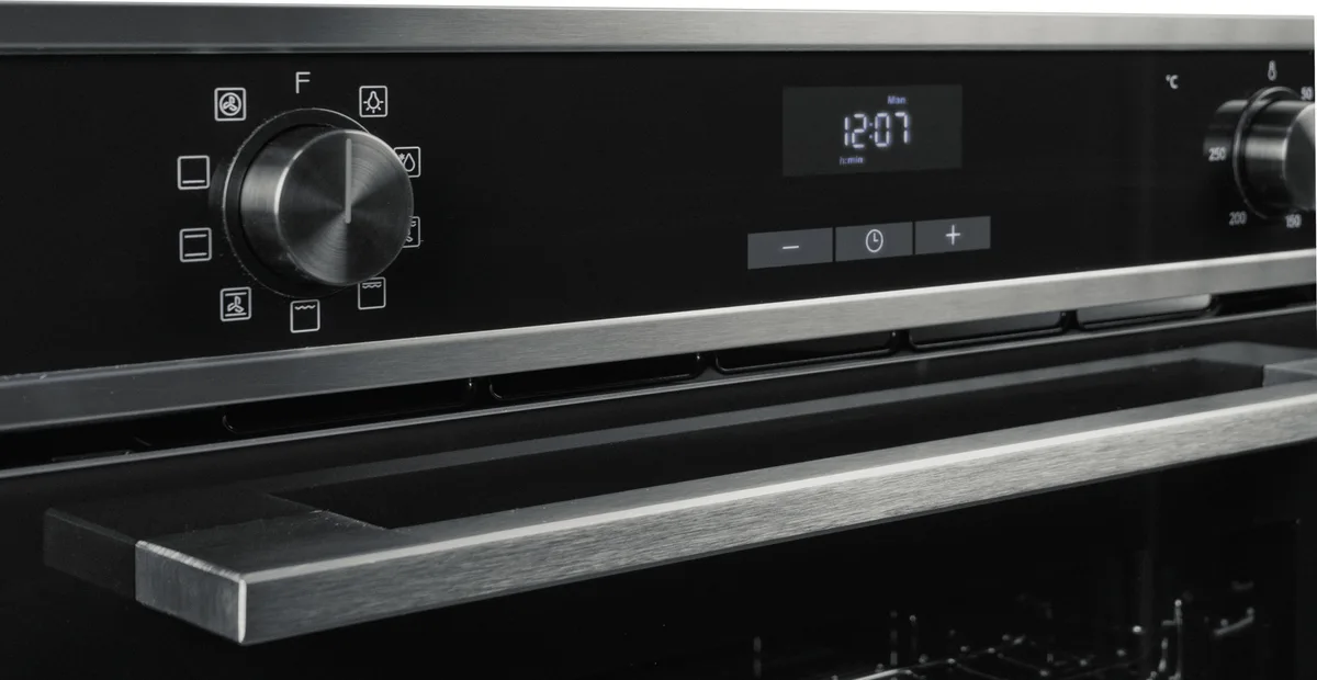 Духовой Шкаф Midea MO72105X черный, стальной