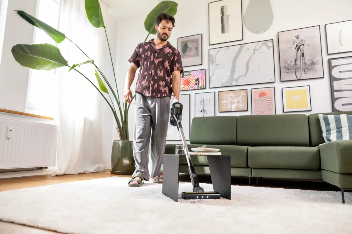 Аккумуляторный пылесос Karcher VCS 3 Nano Complete