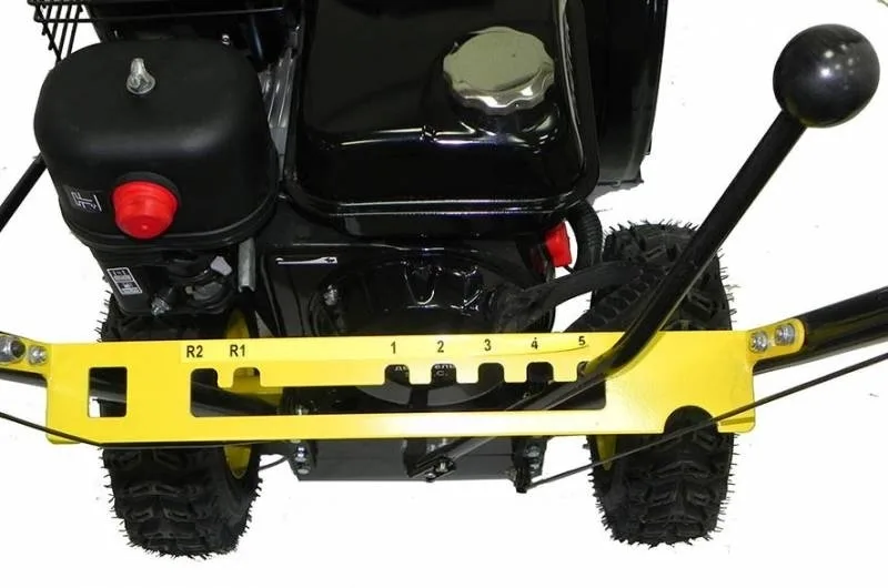 Снегоуборочная машина Huter SGC 4100L