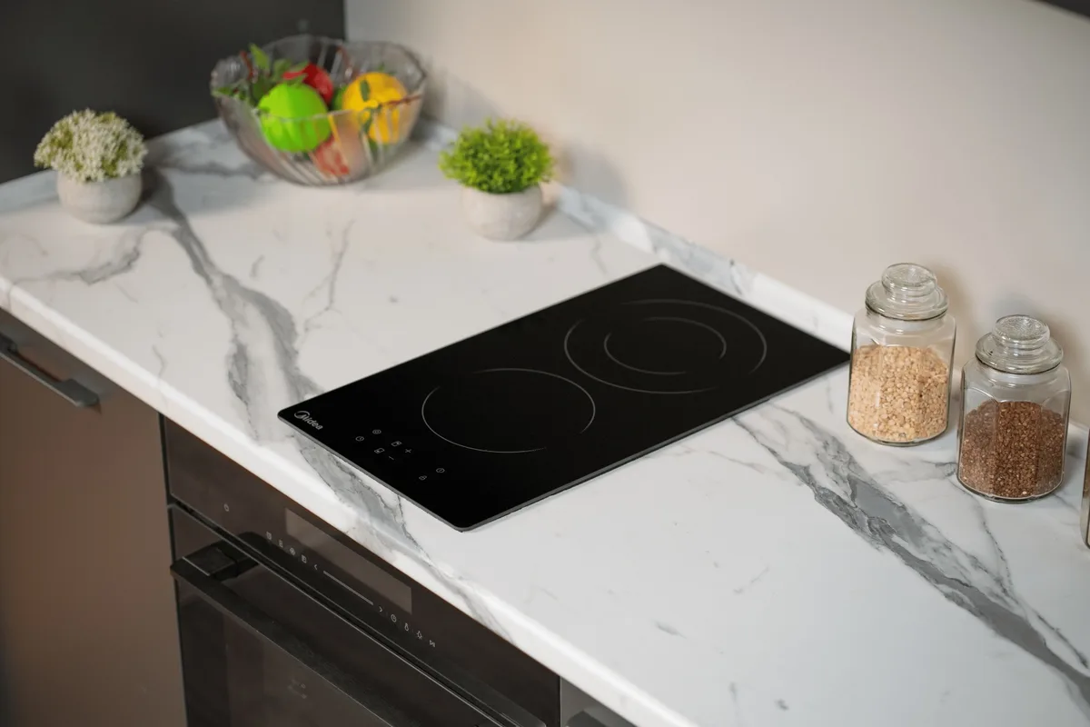 Варочная поверхность Midea MCH-322B2 черный
