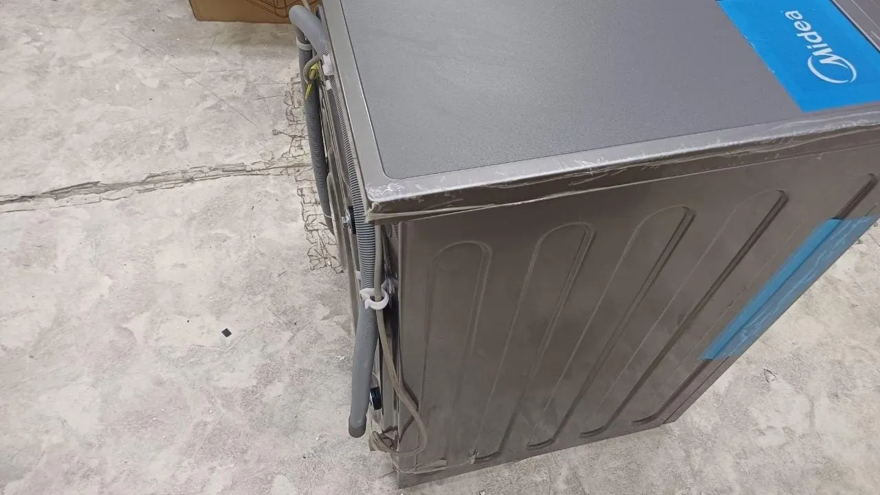 Стиральная машина Midea MFK03D105B/S-C Серый, Уценка — фото дефекта 3
