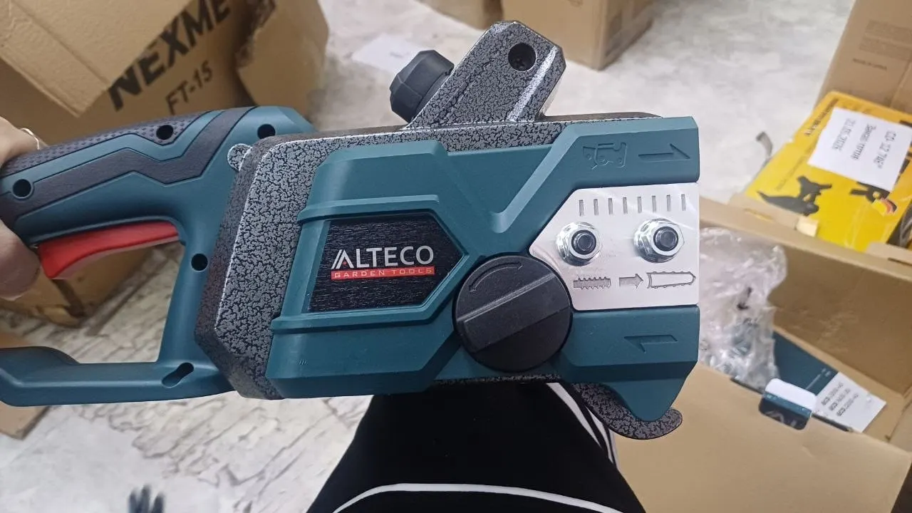 Электропила ALTECO ECS 2300-45, Уценка — фото дефекта 3