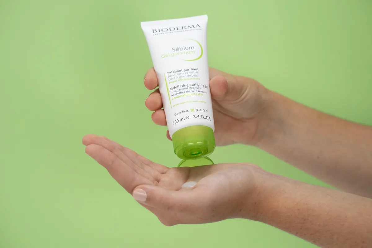 Гель гоммирующий Bioderma Sebium Gel Gommant Rurifiant 100мл /131423/