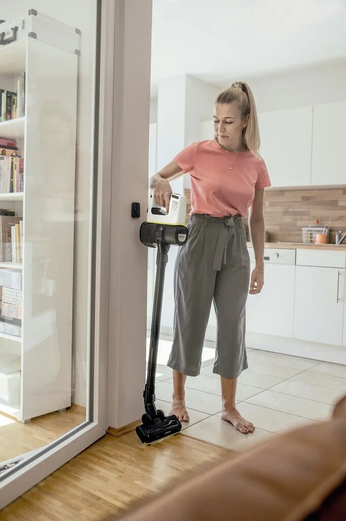 Пылесос Karcher VC 4 Cordless MyHome