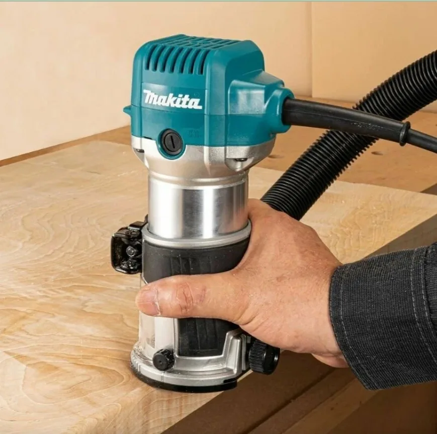 Фрезер Makita RT0702CX2
