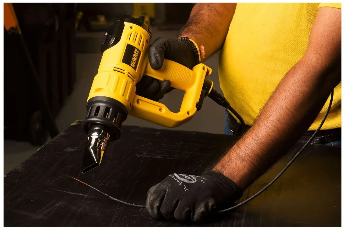 Фен строительный DeWALT D26414