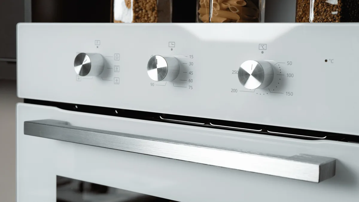 Шкаф духовой Midea MO11000GW Белый
