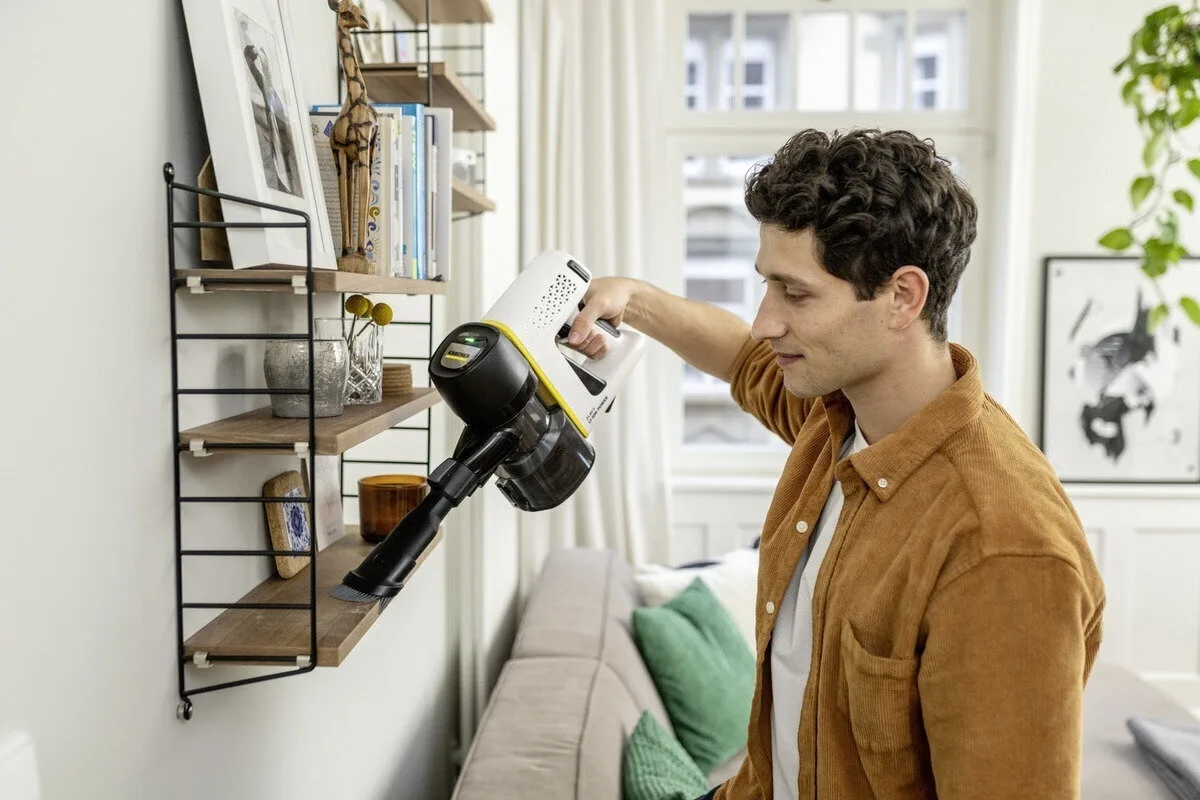 Пылесос Karcher VC 4 Cordless MyHome
