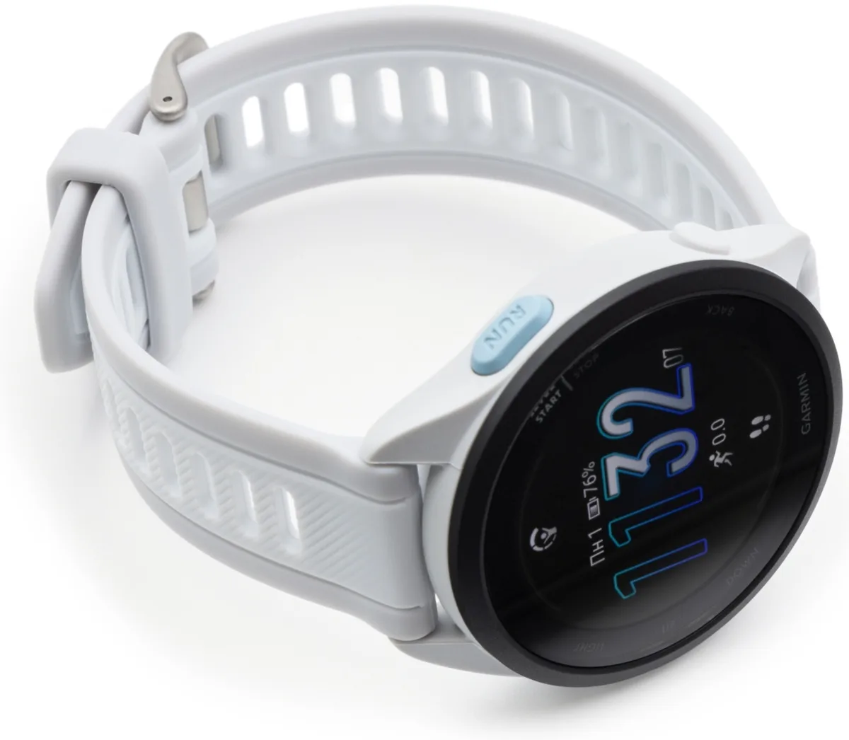 Смарт-часы Garmin Forerunner 165 белый (02863-21)