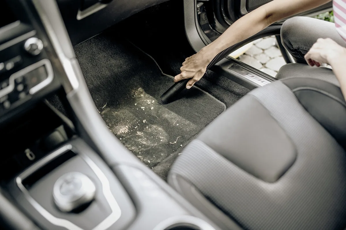 Хозяйственный пылесос Karcher WD 1 Classic