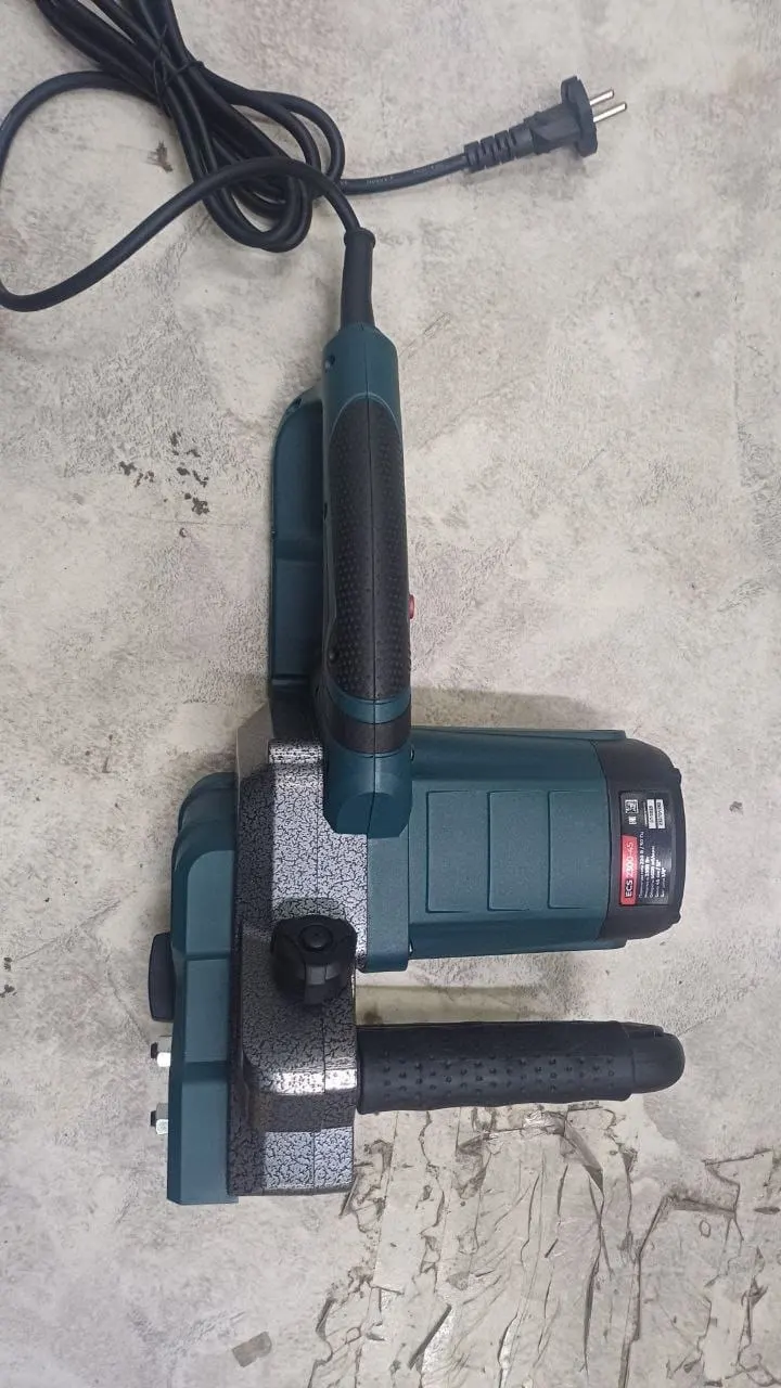 Электропила ALTECO ECS 2300-45, Уценка — фото дефекта 7