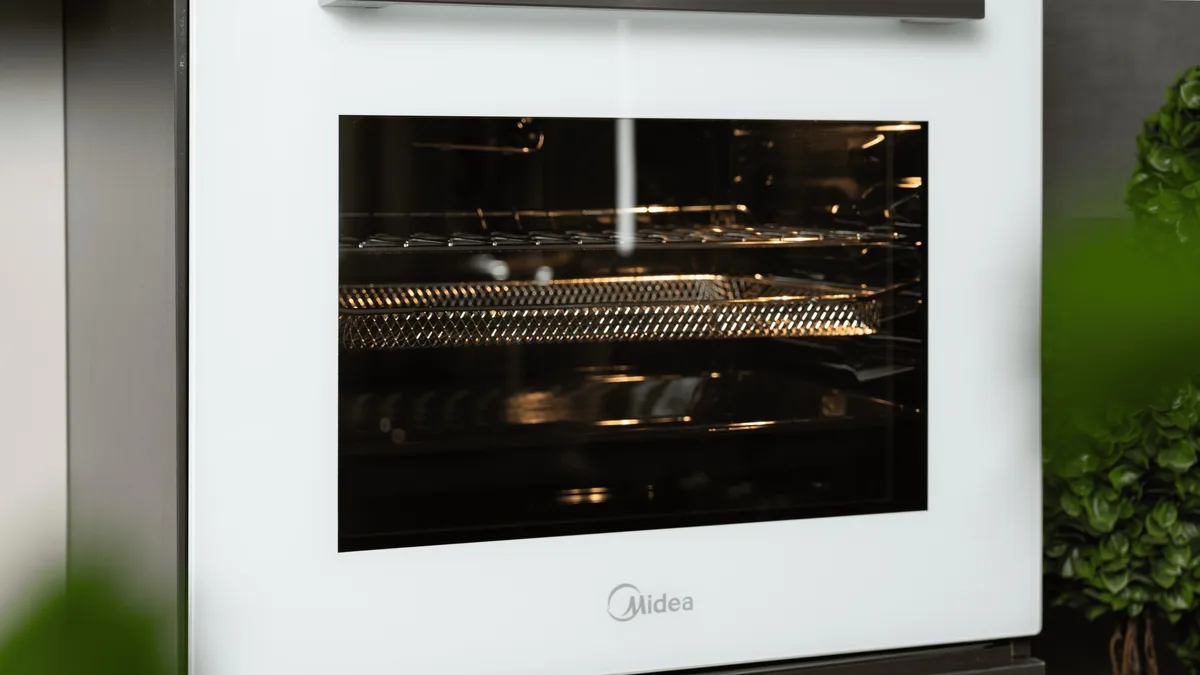 Шкаф духовой Midea MO11000GW Белый