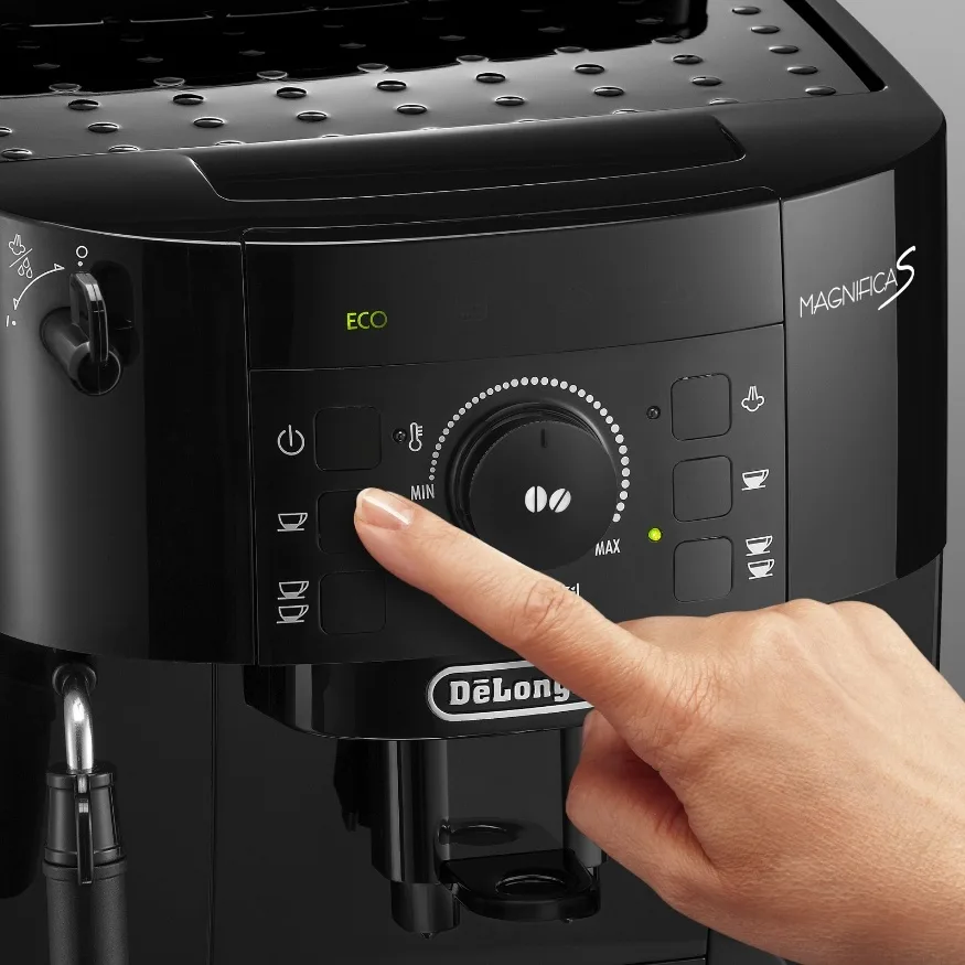 Кофемашина Delonghi Magnifica S ECAM12.121.B черный