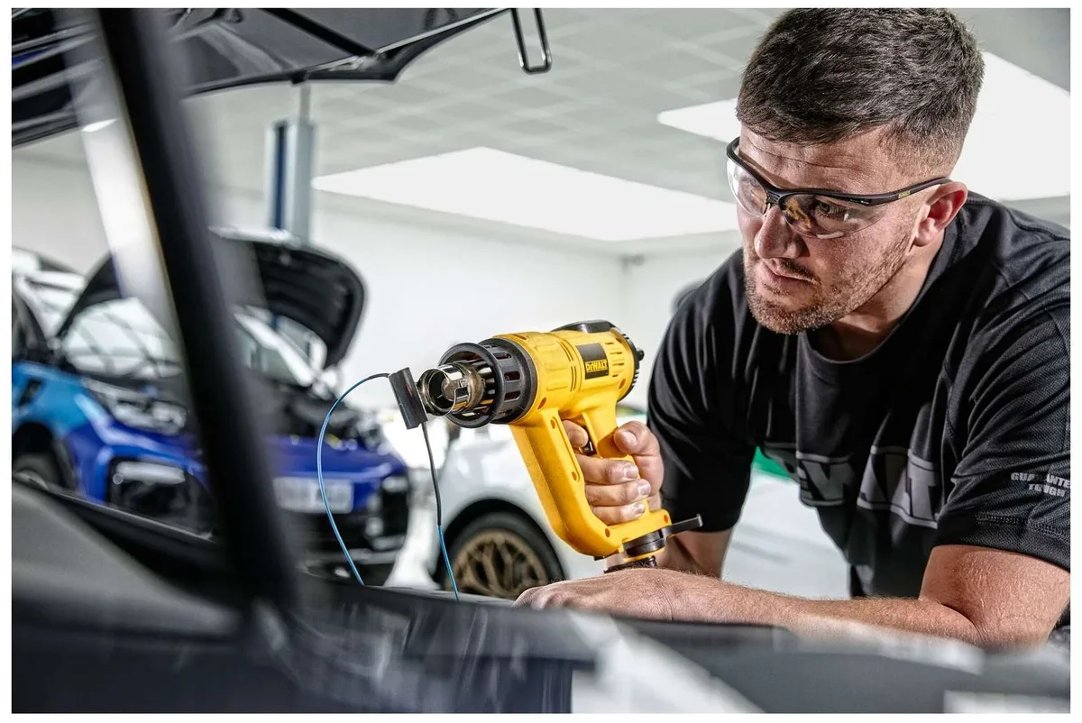 Фен строительный DeWALT D26414