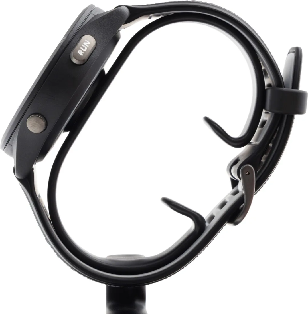 Смарт-часы Garmin Forerunner 265 черный-серый (02810-10)