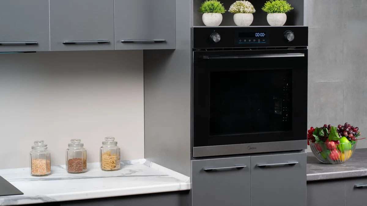 Духовой Шкаф Midea MO78110X черный, стальной
