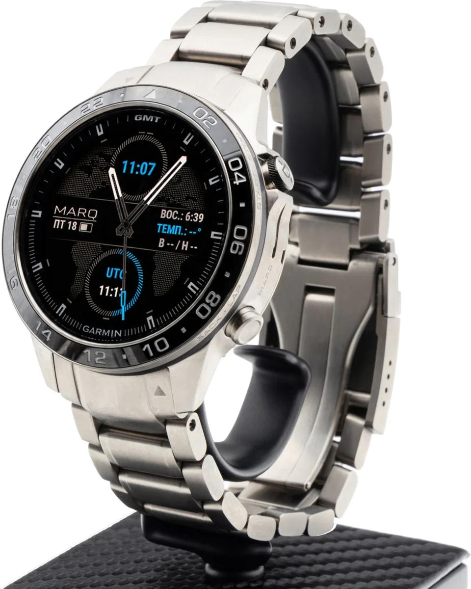 Смарт-часы Garmin MARQ Aviator Gen 2 серебристый (02648-01)