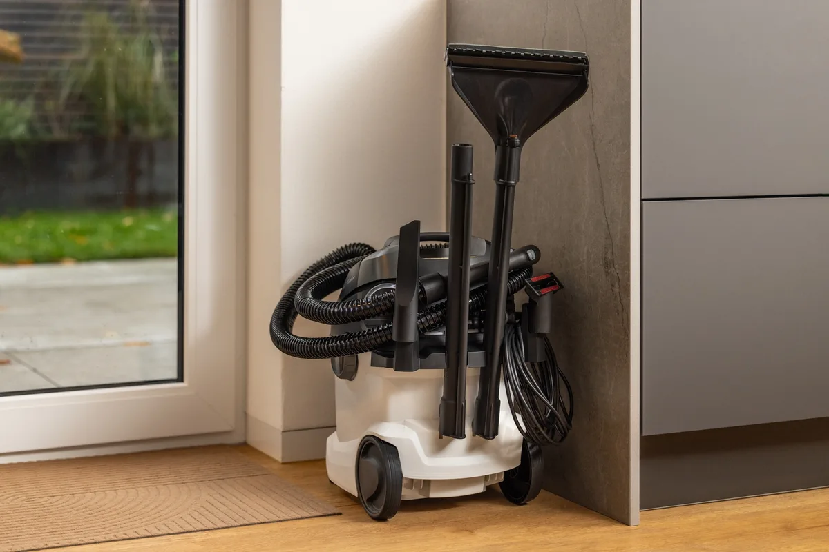 Пылесос Karcher SE 6 Signature Line белый