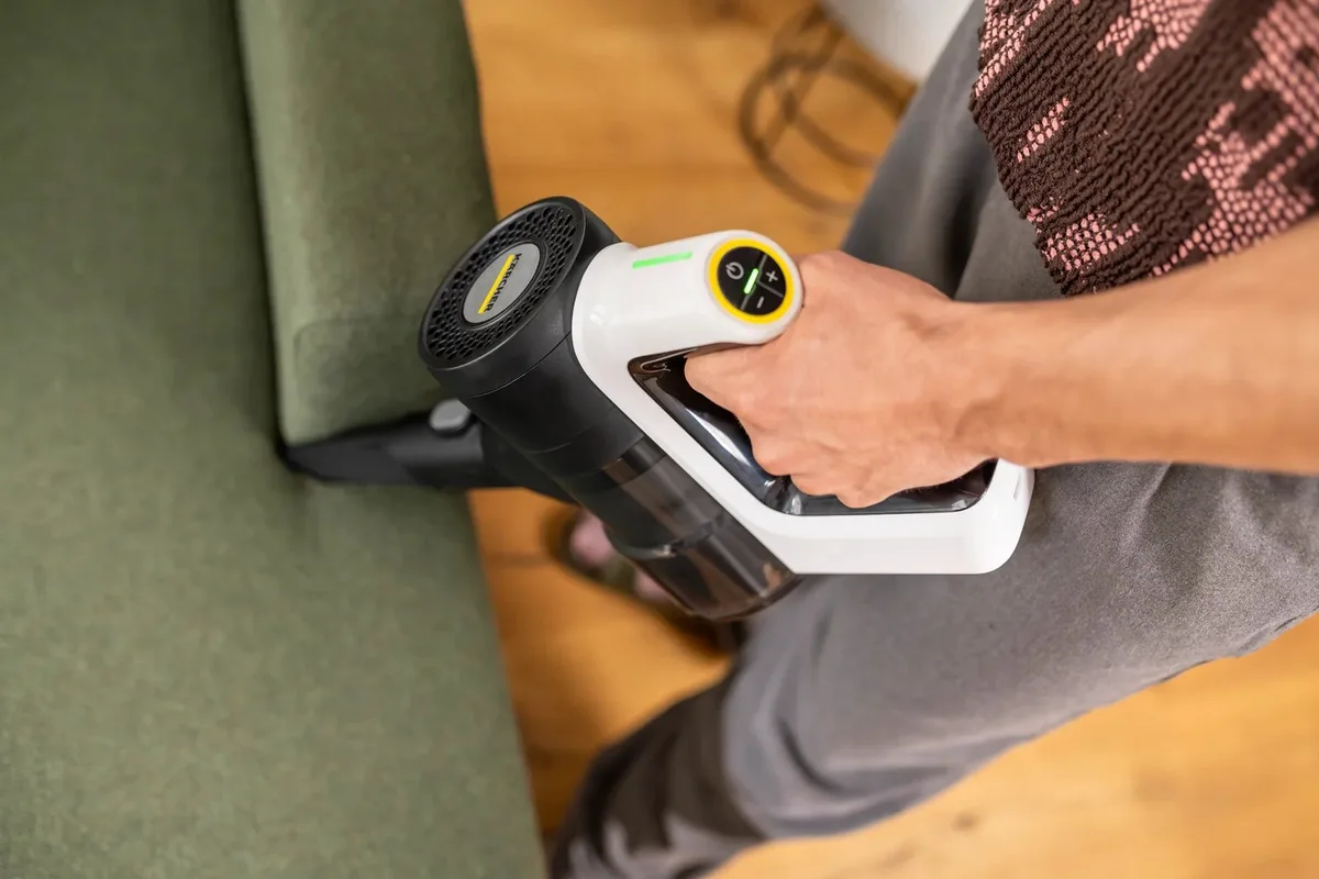 Аккумуляторный пылесос Karcher VCS 3 Nano Complete