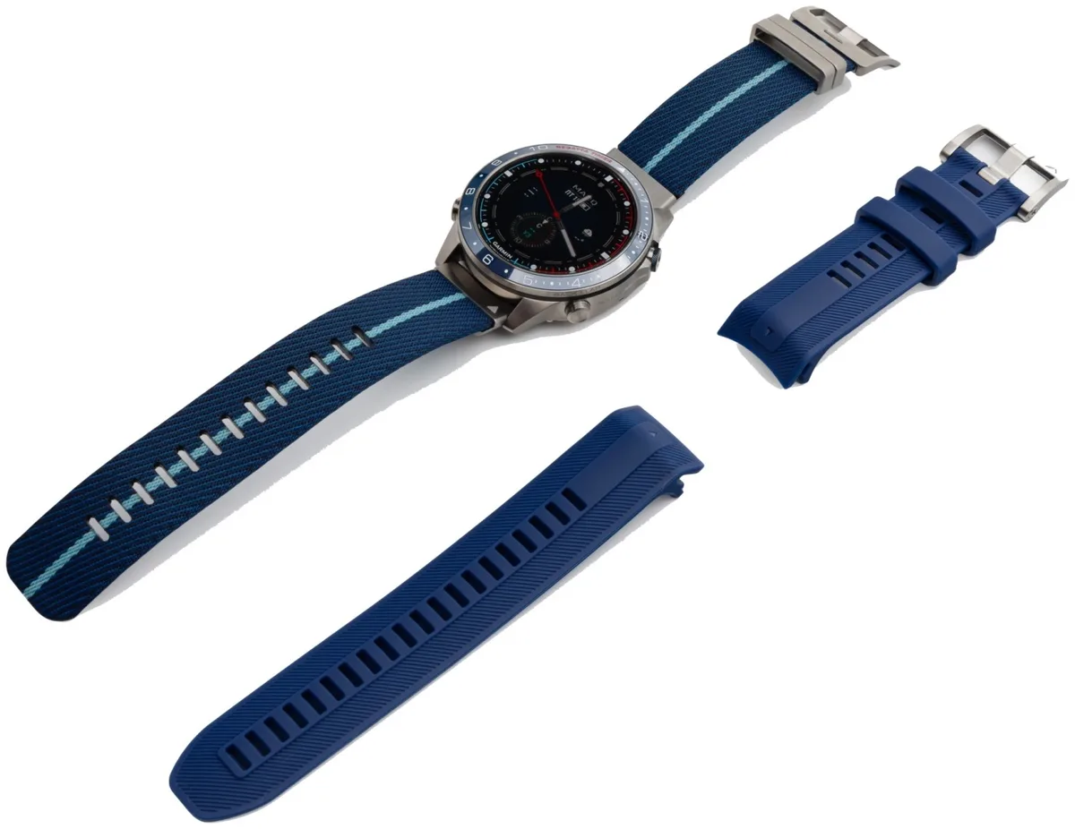 Смарт-часы Garmin MARQ Captain Gen 2 серебристый-синий-синий (02648-11)