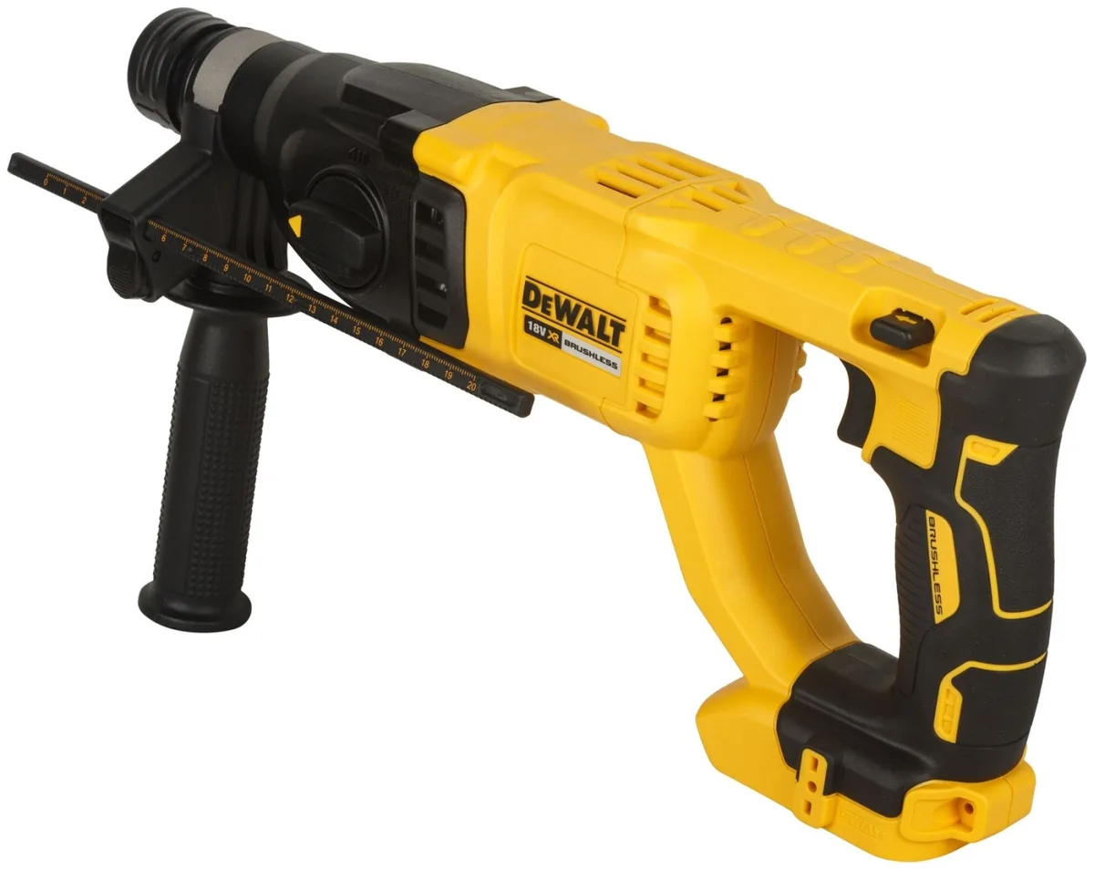 Перфоратор DeWALT DCH133NT-XJ