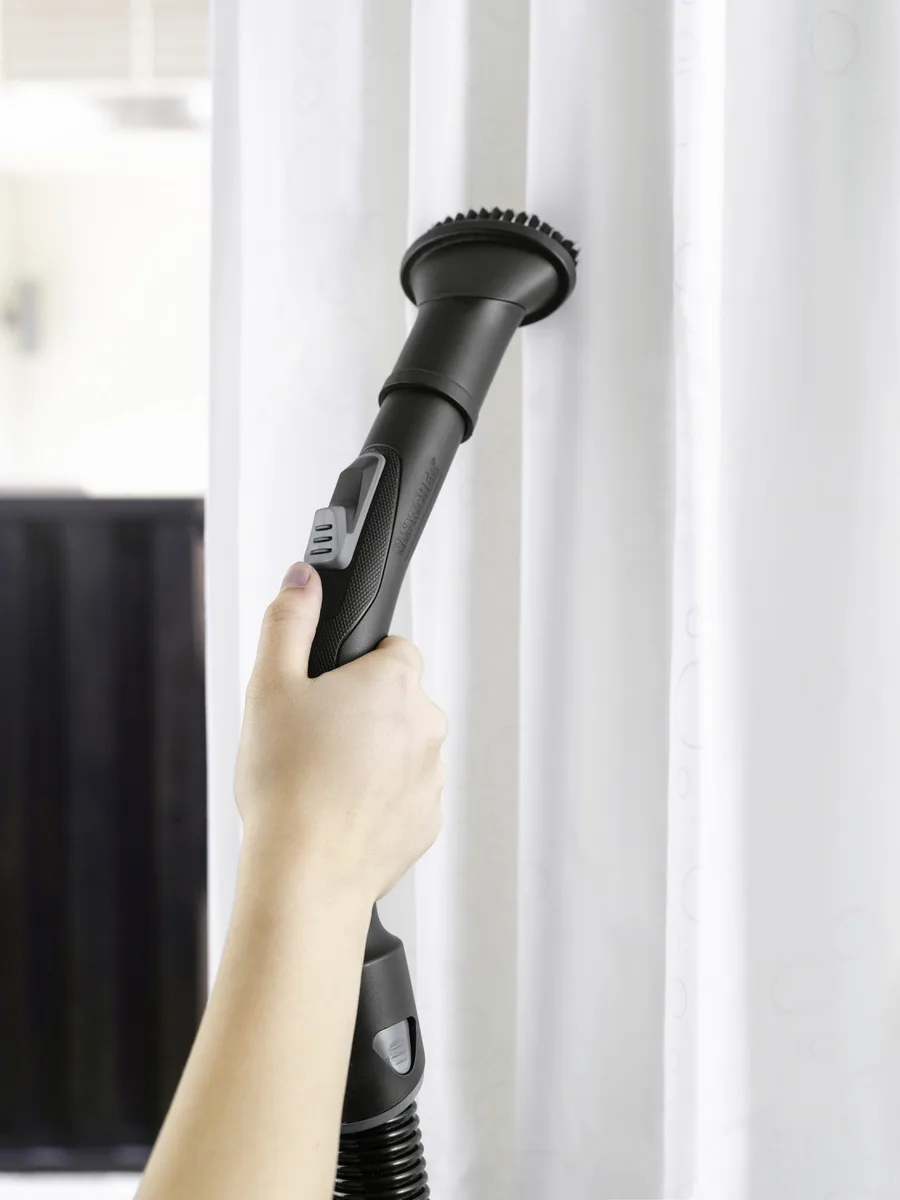 Пылесос Karcher VC 3 Plus EU