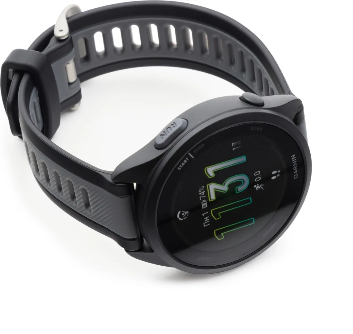Смарт-часы Garmin Forerunner 165 черный-серый (02863-20)
