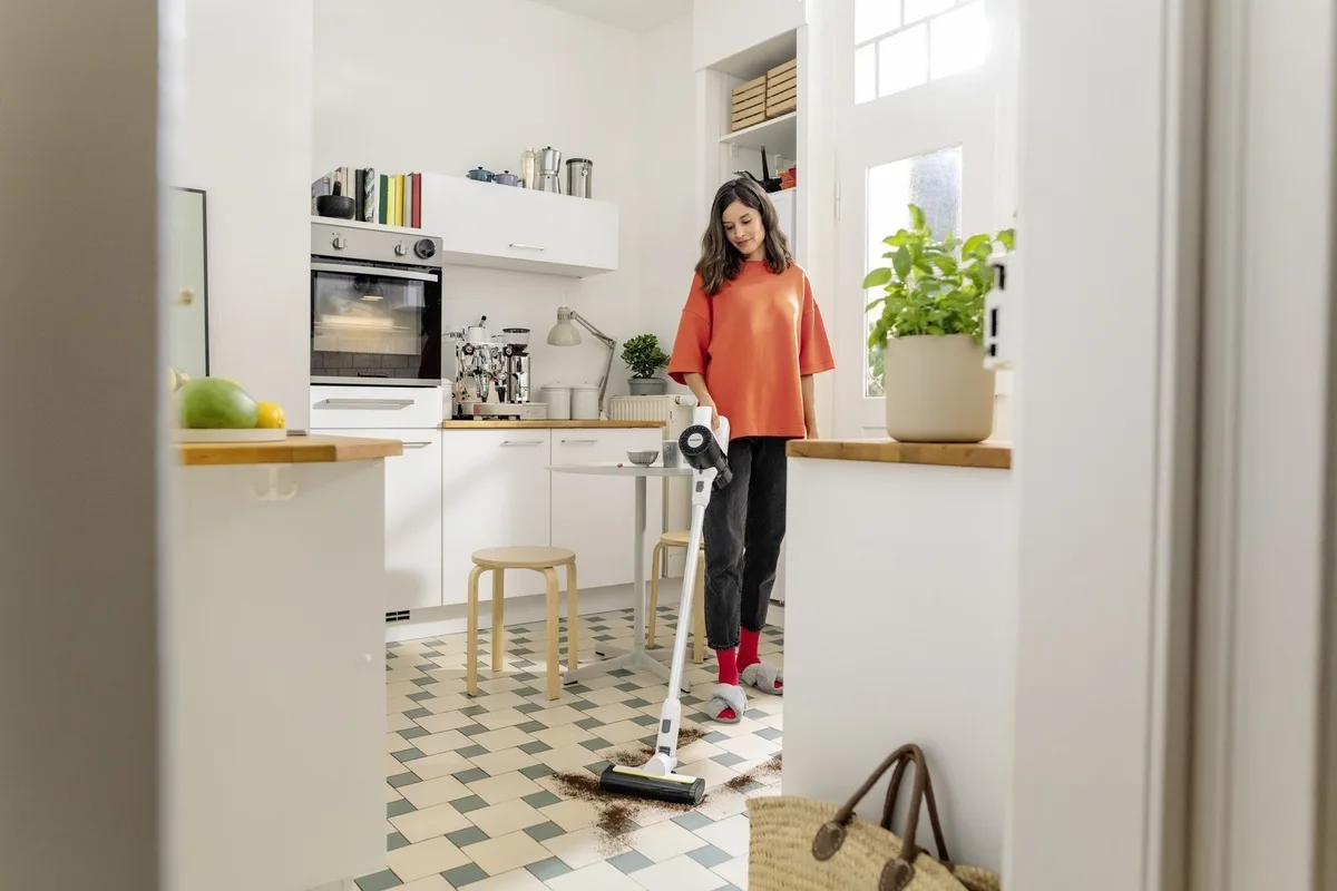 Беспроводной ручной пылесос Karcher KVA 2