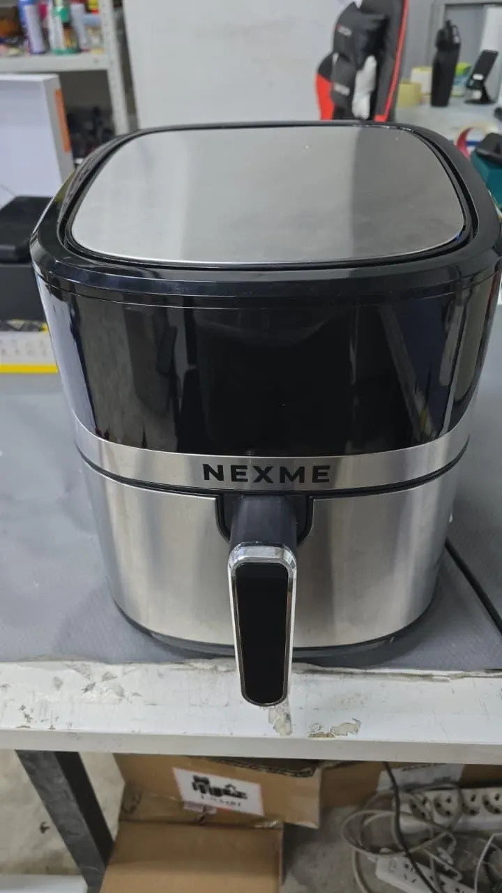 Аэрогриль NEXME NAF6500 6.5L Серебристый-Черный, Уценка — фото дефекта 4