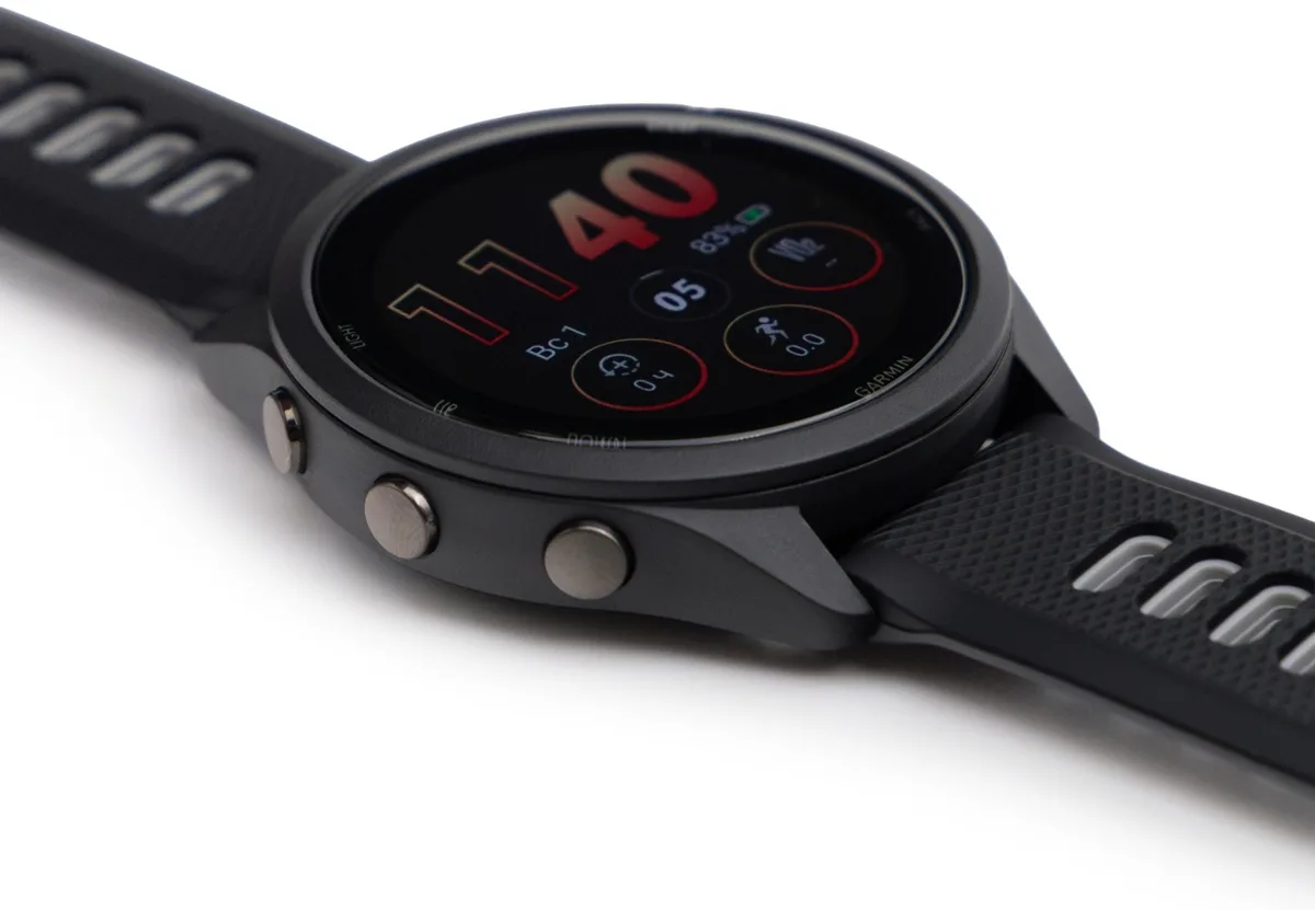 Смарт-часы Garmin Forerunner 265 черный-серый (02810-10)