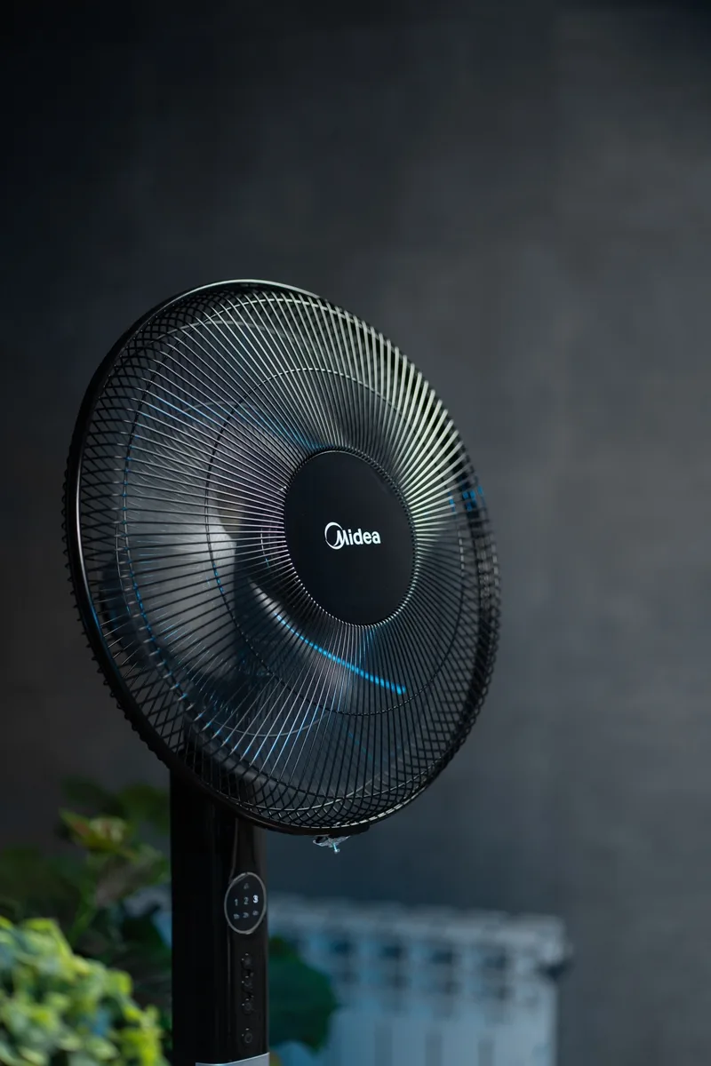Вентилятор Midea FS4070D