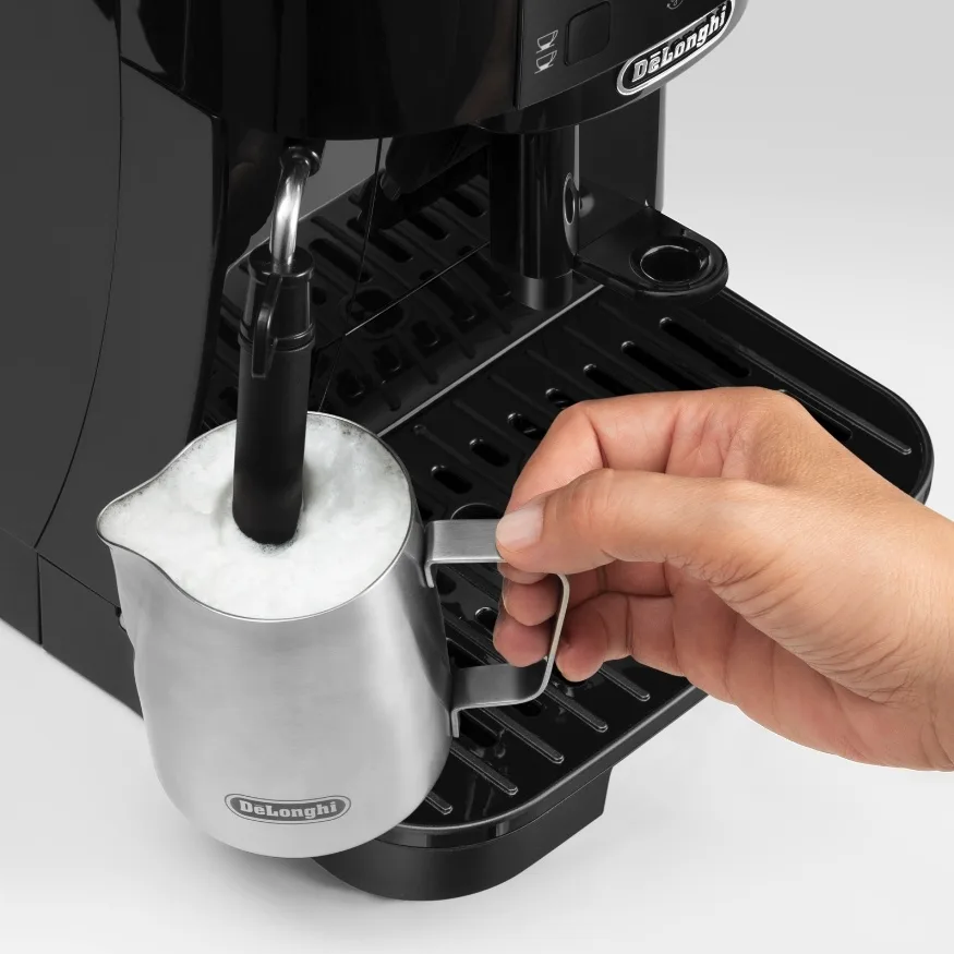 Кофемашина Delonghi Magnifica S ECAM12.121.B черный