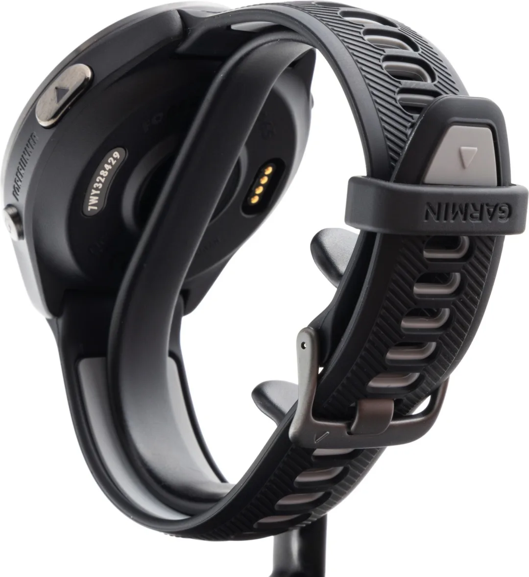 Смарт-часы Garmin Forerunner 965 черный (02809-10)