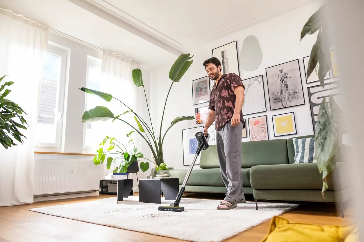 Аккумуляторный пылесос Karcher VCS 3 Nano Complete