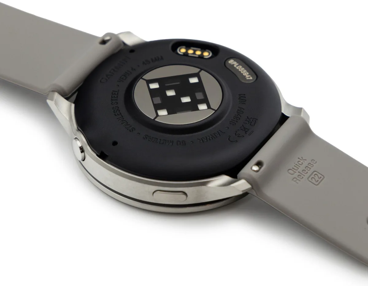 Смарт-часы Garmin Venu 4 45 мм серебристый-серый (03014-01)