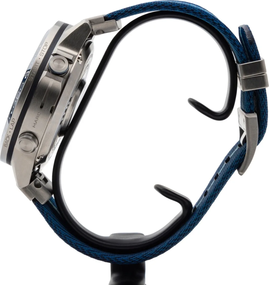 Смарт-часы Garmin MARQ Captain Gen 2 серебристый-синий-синий (02648-11)