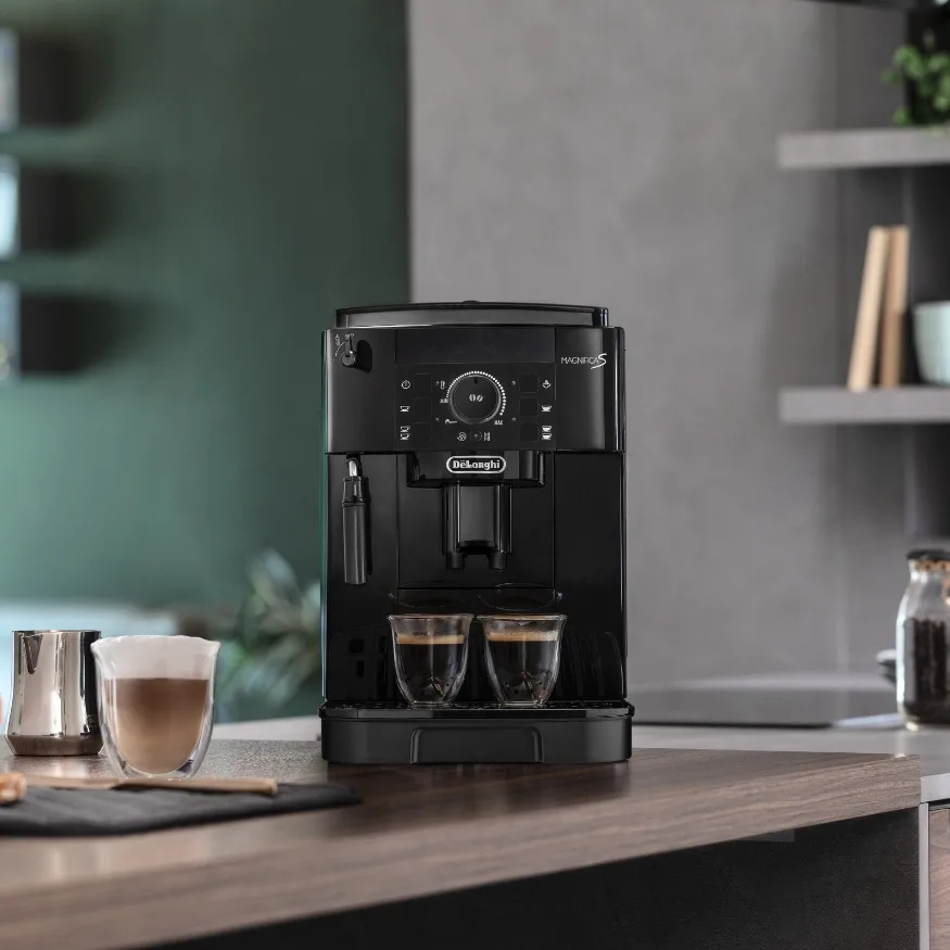 Кофемашина Delonghi Magnifica S ECAM12.121.B черный