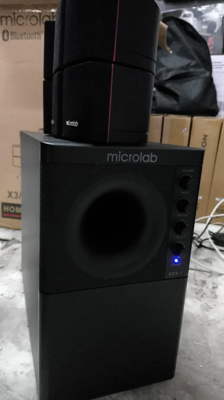 Колонки компьютерные Microlab X3 BT 5.1 Черный, Уценка — фото дефекта 2