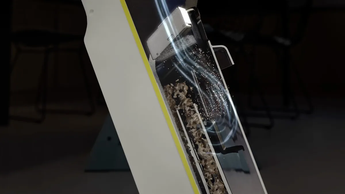 Моющий пылесос Karcher FCV 4