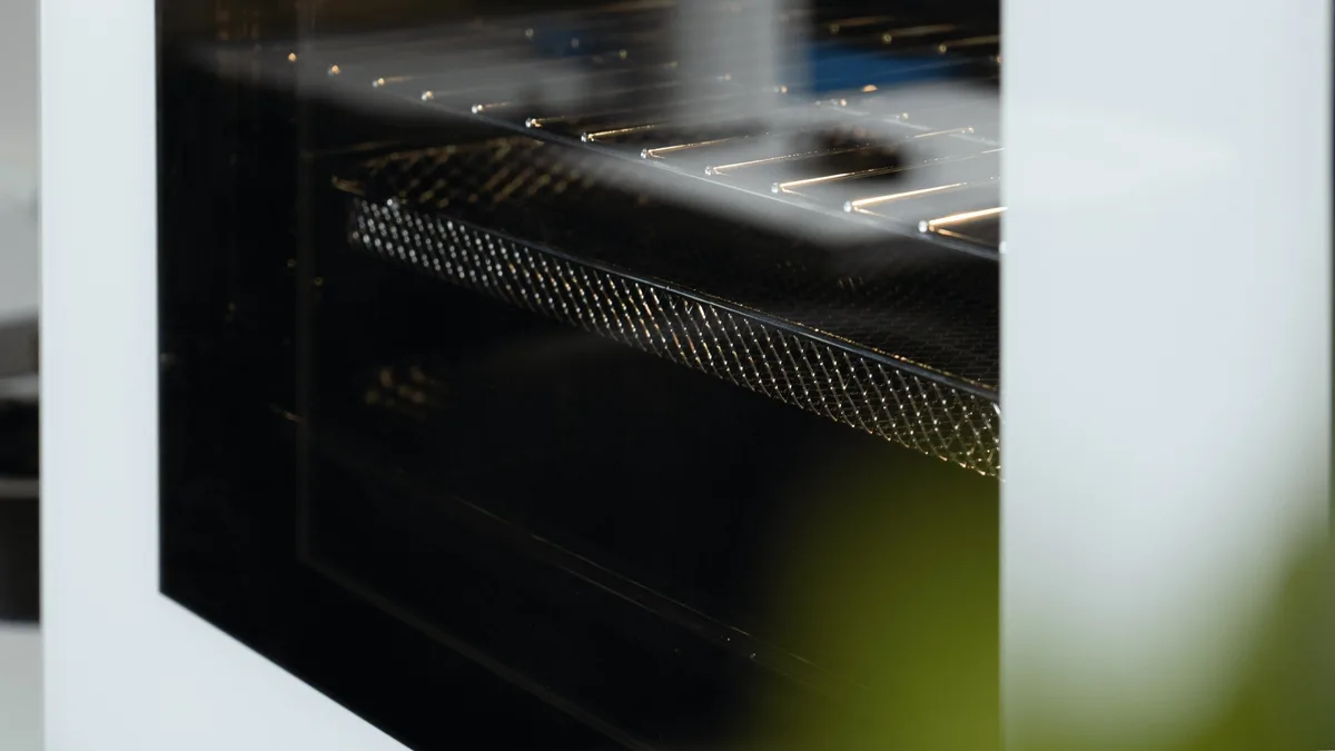 Шкаф духовой Midea MO11000GW Белый
