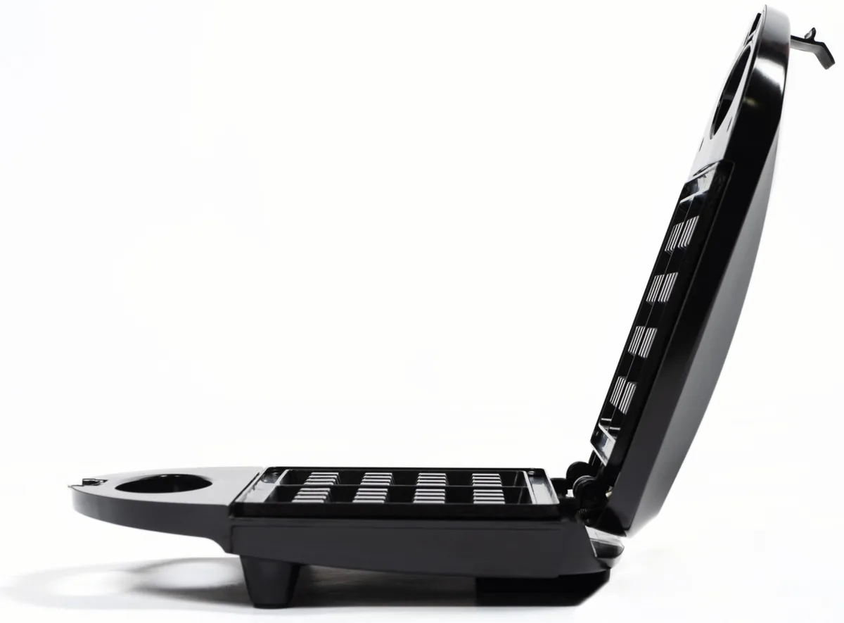 Вафельница NEXME NSM811A 1пл. Черный