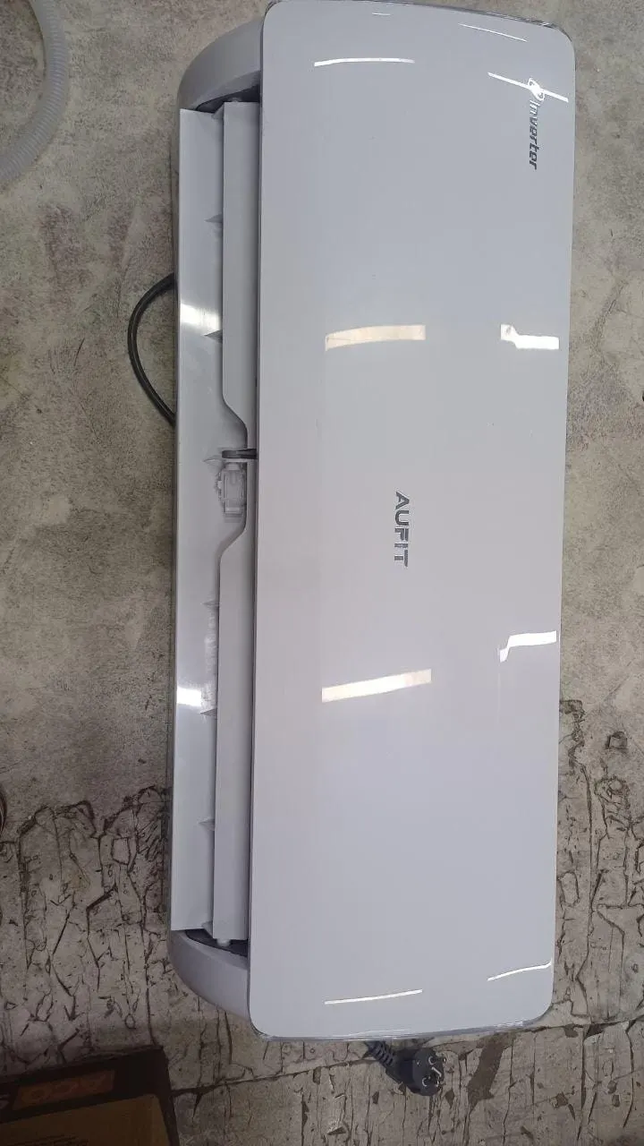 Кондиционер сплит-система AUFIT Inverter ASW-H09A4/FHR3DI (в комплекте с медными трубами) Белый, Уценка — фото дефекта 10